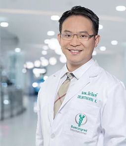 Dr. Withawin Kesornsak