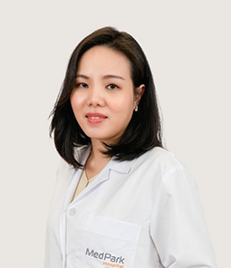 Asst.Prof.Dr Danita Kannarunimit
